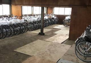 倉庫 通学自転車 じてんしゃ村.jpg
